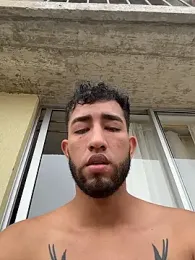 liam_bronw webcam model stream image