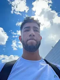 liam_bronw webcam model stream image