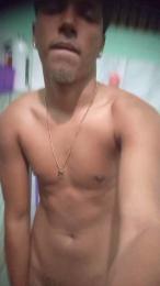 Vini18cm_novin webcam model stream image