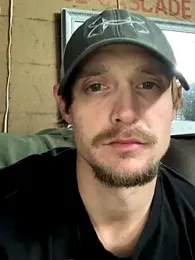 Midwestalpha webcam model stream image