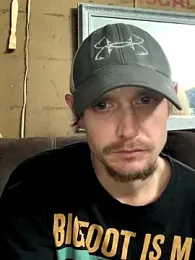 Midwestalpha webcam model stream image