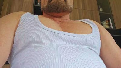 pionnier webcam model stream image