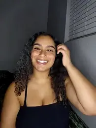 cinnaminnie webcam stripchat model stream image