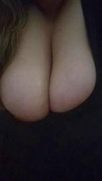 Lu22ly webcam model stream image