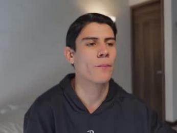 hey_cesard webcam model stream image