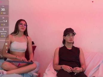 sweetauracouple webcam model stream image