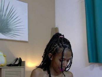 MoanaFrenchy webcam bongacams model stream image