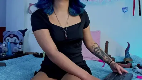 zoelight18 webcam model stream image