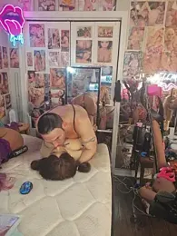 luvs2cumm69 webcam model stream image