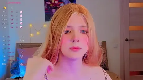 _yourFoxy_ webcam model stream image