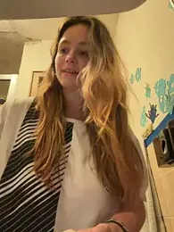 Rhyumii webcam stripchat model stream image