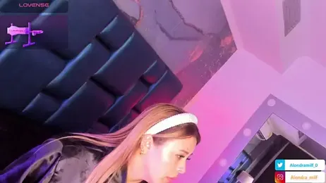 ALONDRAMILF webcam model stream image