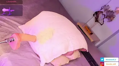 ALONDRAMILF webcam model stream image