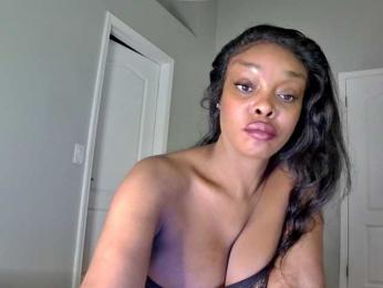 Ataliahh webcam bongacams model stream image