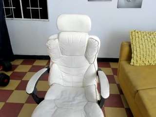 mike-guzman webcam camsoda model stream image