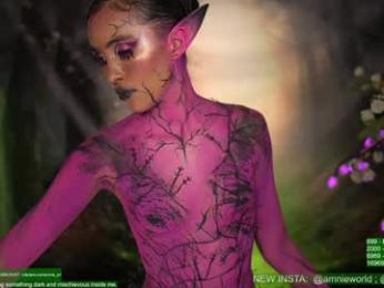 amnie_ webcam model stream image