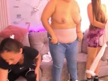 pink_as webcam model stream image