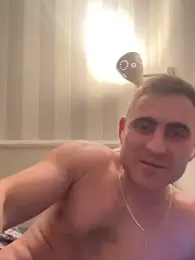 GOOPYlove webcam model stream image