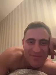 GOOPYlove webcam model stream image