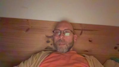 Magicogonzal webcam model stream image