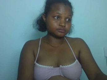 elodiezah webcam bongacams model stream image