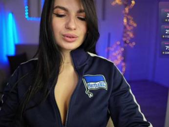 SayYesS webcam model stream image