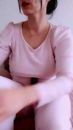 DouceQueen webcam model stream image