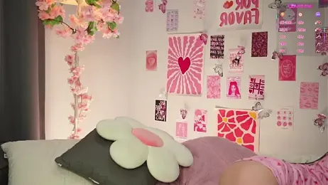 AmiLewis webcam model stream image