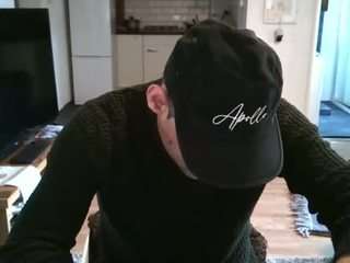 michaelmihai webcam model stream image