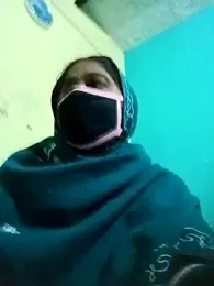 Cute-Charvii webcam model stream image