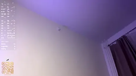 UdeleBarns webcam stripchat model stream image