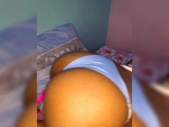 underratedbarb webcam bongacams model stream image