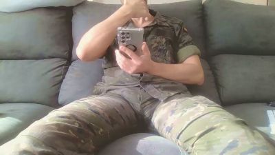 militar_guap webcam model stream image