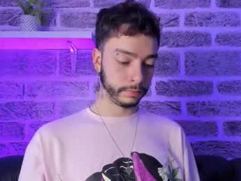 noah_ricci_ webcam model stream image