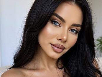 CaitlynEva webcam model stream image