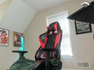 pretty-locs webcam model stream image