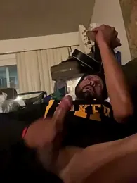 MrDickUdown24_7 webcam model stream image