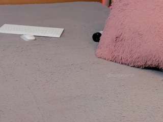 alice-rush webcam model stream image