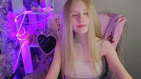 sarakaell webcam model stream image