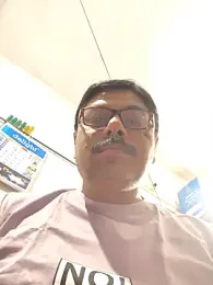 Srmotrs webcam model stream image