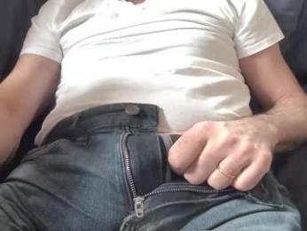 thickrum webcam chaturbate model stream image