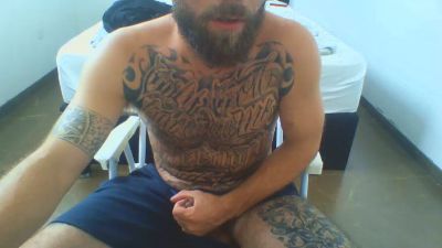 Pau_hot_23cm webcam cam4 model stream image