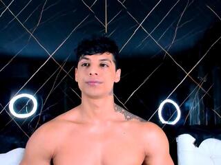 Owen Wolfe webcam model stream image