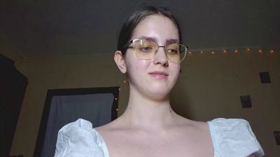 RoxanaKneisler webcam model stream image