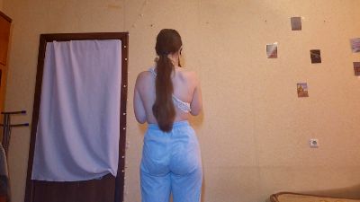 RoxanaKneisler webcam model stream image