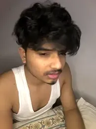 kaif_220 webcam model stream image