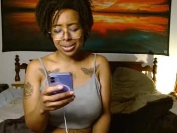 call_me_hedone webcam model stream image