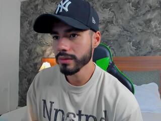 Cameron Pierce webcam model stream image