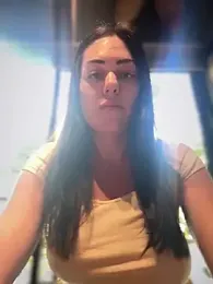 LilliThelo webcam model stream image