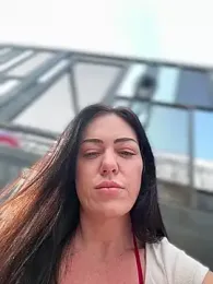 LilliThelo webcam model stream image